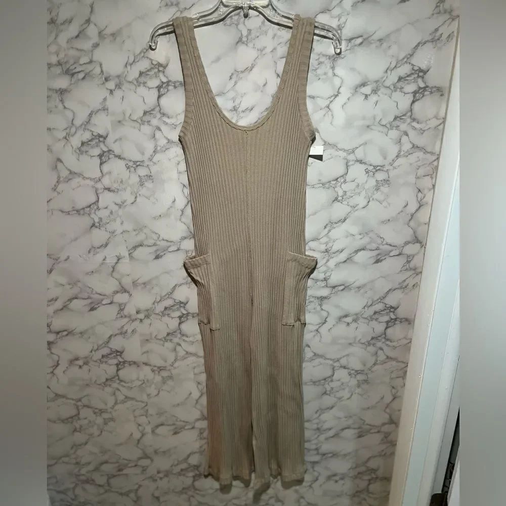 Treasure & Bond Rib Wide Leg Jumpsuit - Picture 8 of 9